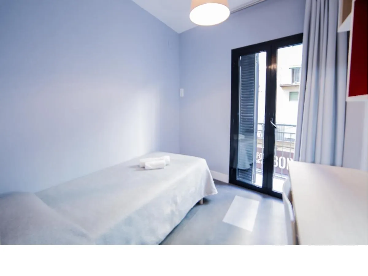 Residencia Universitaria Tagaste Barcellona 0*,