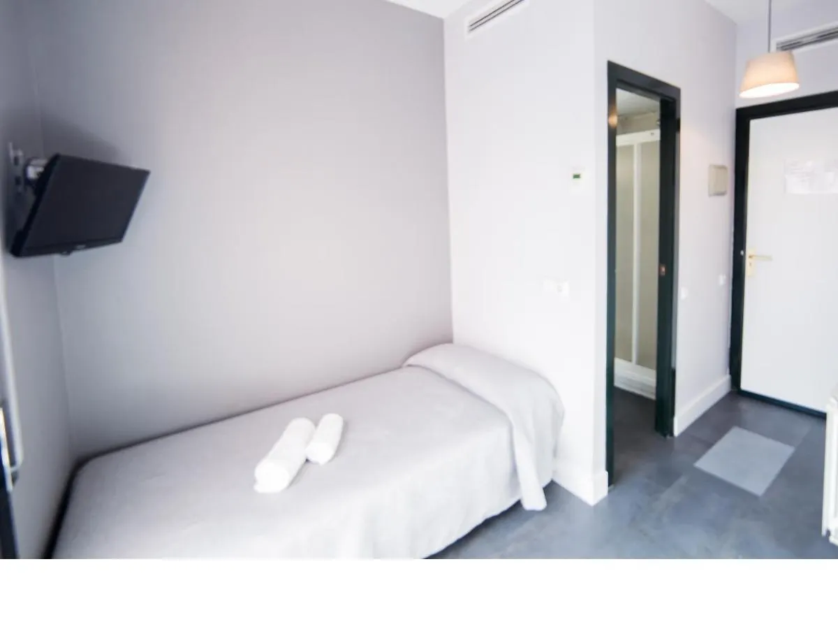 Residencia Universitaria Tagaste Barcellona 0*,  Spagna