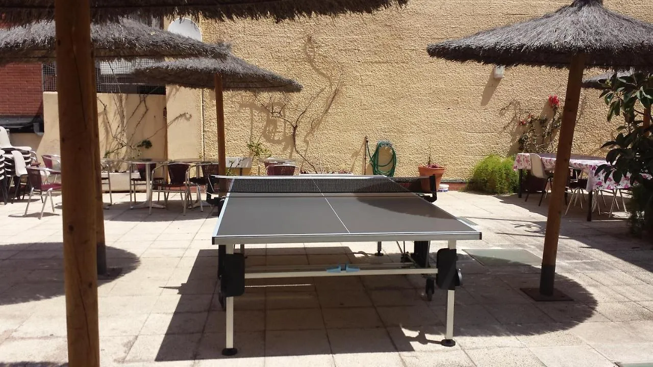 Residencia Universitaria Tagaste Barcellona 0*,