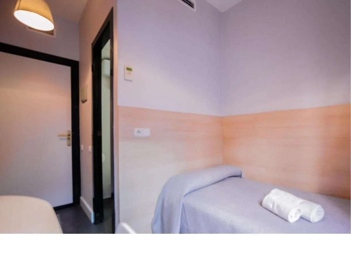 Residencia Universitaria Tagaste Barcelona Spain