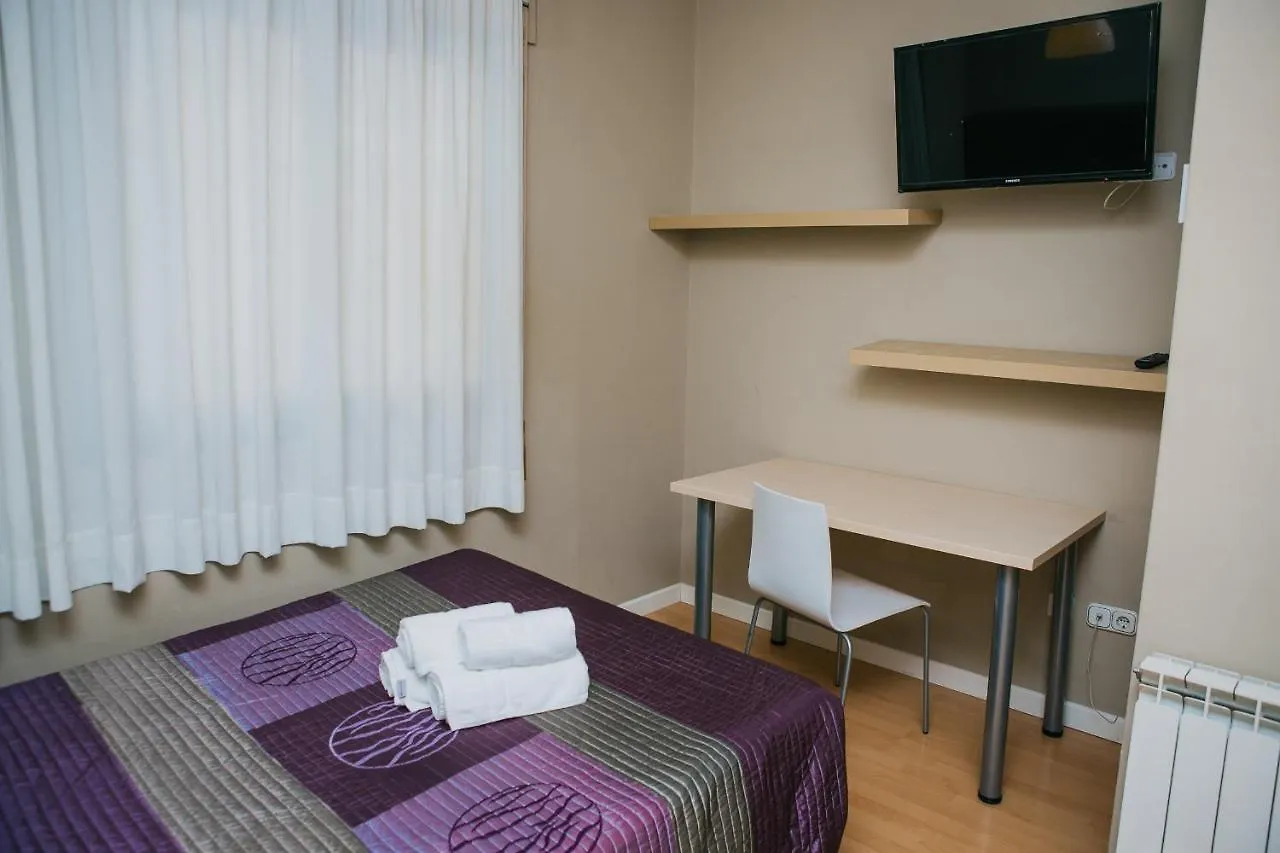 Residencia Universitaria Tagaste Barcelona 0*,  Spain
